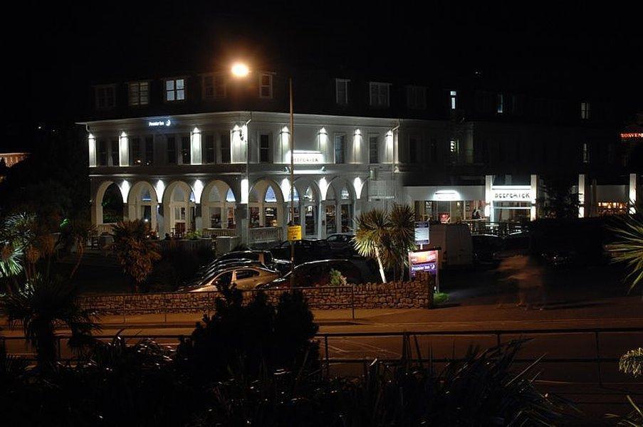 Premier Inn Premier Inn Torquay Seafront Buitenkant foto